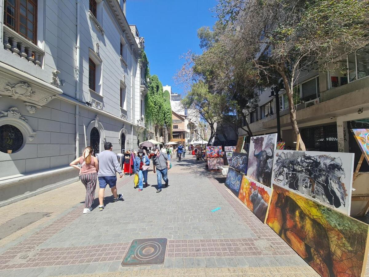 Oceana Suites Lastarria, En Cerro Santa Lucia Сантьяго Экстерьер фото