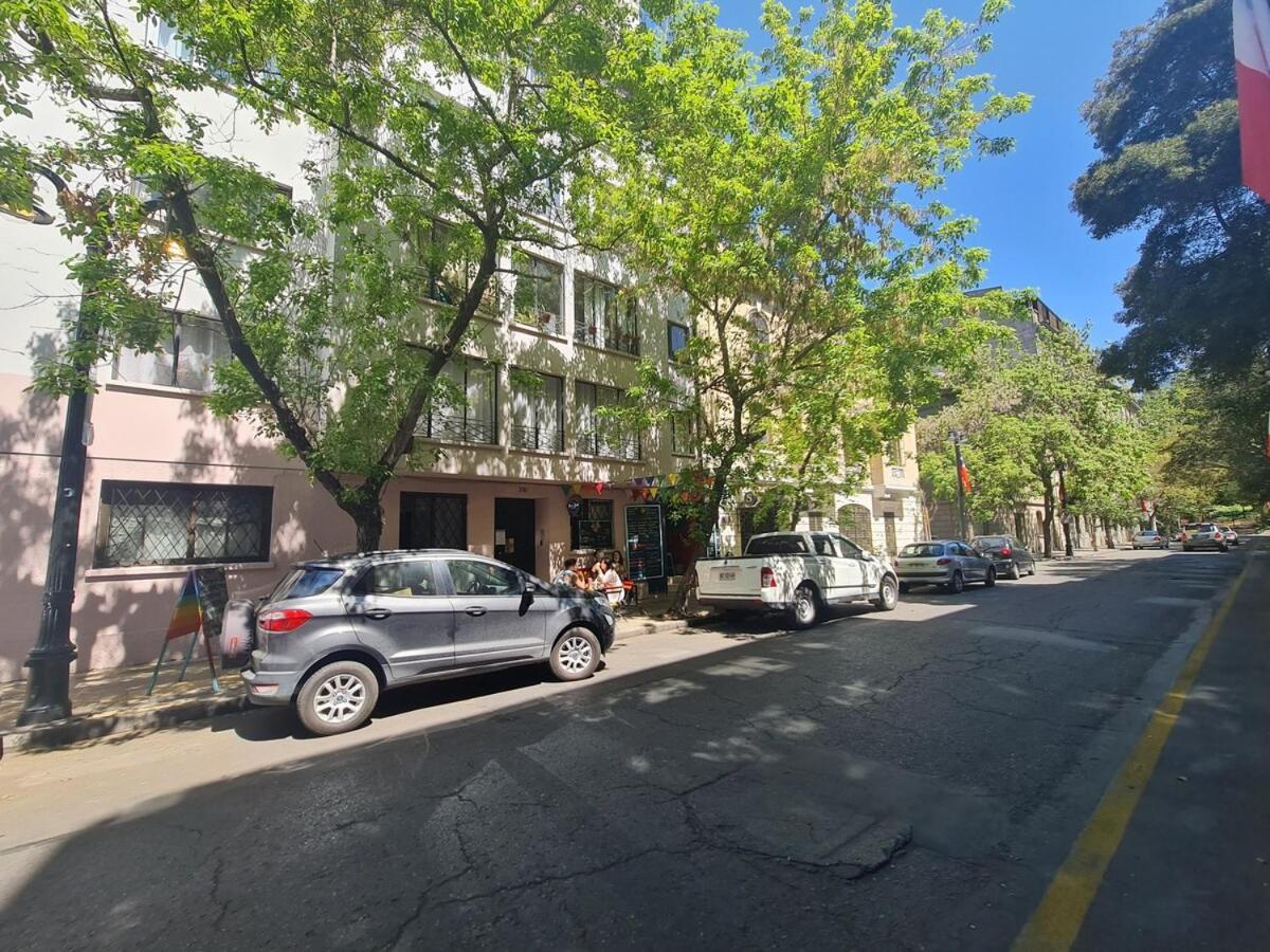 Oceana Suites Lastarria, En Cerro Santa Lucia Сантьяго Экстерьер фото